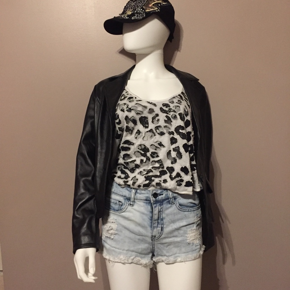 Host Pick💥Klique B Distressed Denim Shorts Size S